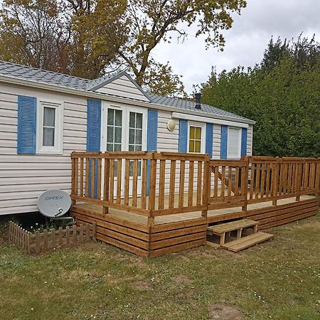 Mobil-Home Dans Camping Municipal Kermaria-Sulard Exteriér fotografie